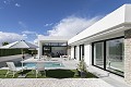 Villas indépendantes modernes avec piscine privée, 3 chambres, 2 salles de bains sur terrain de 550 m2 in Alicante Property