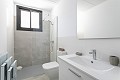 Moderne vrijstaande villa's met privézwembad, 3 slaapkamers, 2 badkamers op een perceel van 550 m2 in Alicante Property