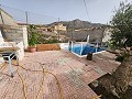 3 Bedroom, 2 bathroom urban house for modernising in Barinas in Alicante Property
