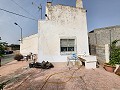 Maison urbaine de 3 chambres et 2 salles de bains à moderniser à Barinas in Alicante Property