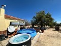 Beautiful country house with jacuzzi located in Agost in Alicante Property