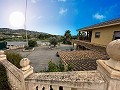 Preciosa villa con piscina y 5 habitaciones en Sax in Alicante Property
