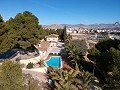 Große Villa am Stadtrand von Monovar, nur wenige Gehminuten von der Stadt entfernt in Alicante Property