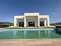 Hermosa nueva construcción que incluye una piscina in Alicante Property