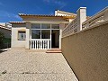 Villa de 2 chambres sur un chemin privé in Alicante Property